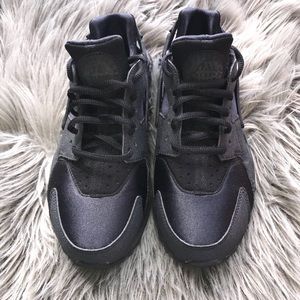 Nike Air Huarache Sneakers